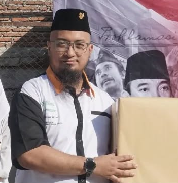 Ali Sutiyo Syaifulloh. A.MD.PI.,SH.,MH., S.Pd.,Gr